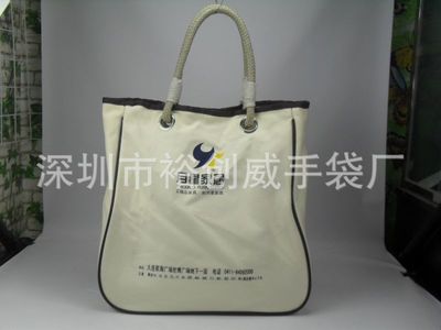 深圳龍崗工廠 專注生產高品質24安帆布包，引領時尚休閑女包潮流